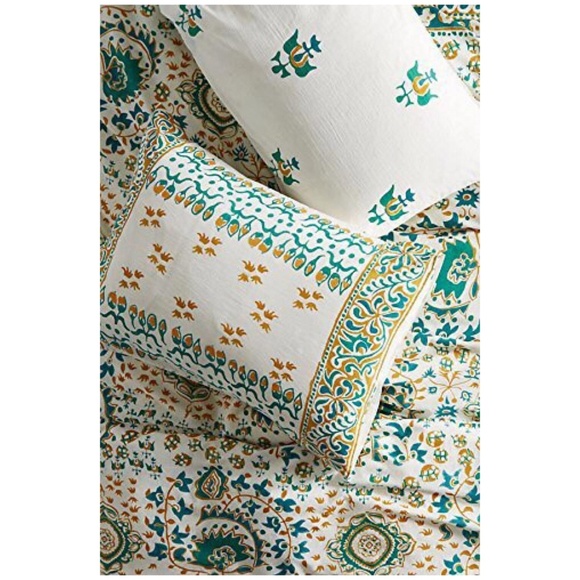 Anthropologie Camina Collection 2 Standard Shams - Picture 8 of 8